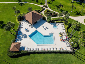 601 S Seas Dr in Jupiter, FL - Building Photo - Building Photo