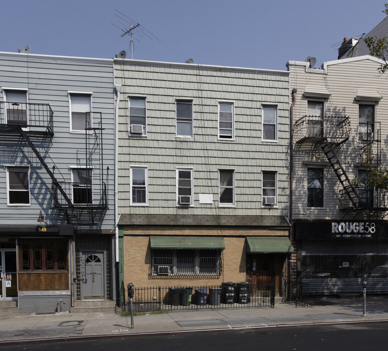 553 Metropolitan Ave in Brooklyn, NY - Building Photo