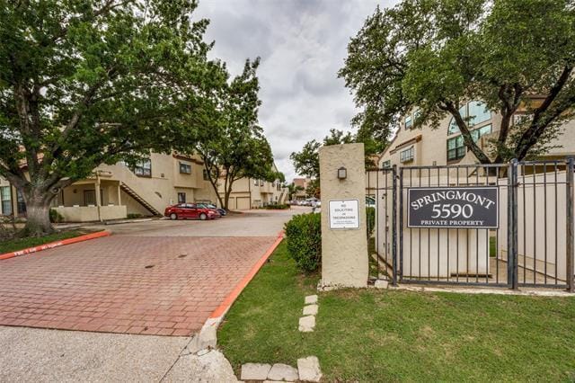 5590 Spring Valley Rd