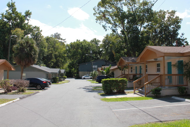 South West Cottages in Gainesville, FL - Foto de edificio - Building Photo