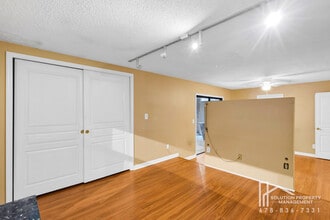 2755 Janet St in Lithia Springs, GA - Building Photo - Building Photo