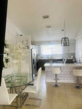 8211 NW 191st St in Hialeah, FL - Building Photo - Building Photo