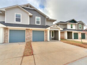 13015 NW 3rd St in Yukon, OK - Building Photo - Building Photo