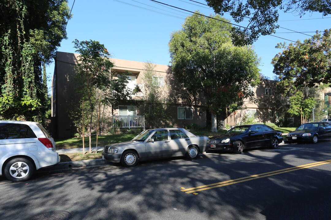 Adams Garden in Glendale, CA - Foto de edificio