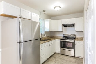 122 Winterhaven Rd in Spartanburg, SC - Building Photo - Building Photo