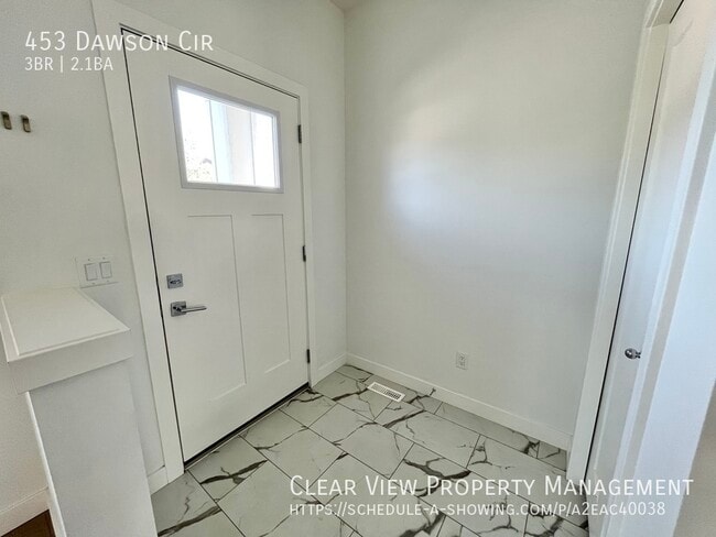 453 Dawson Cir in Chestermere, AB - Building Photo - Building Photo