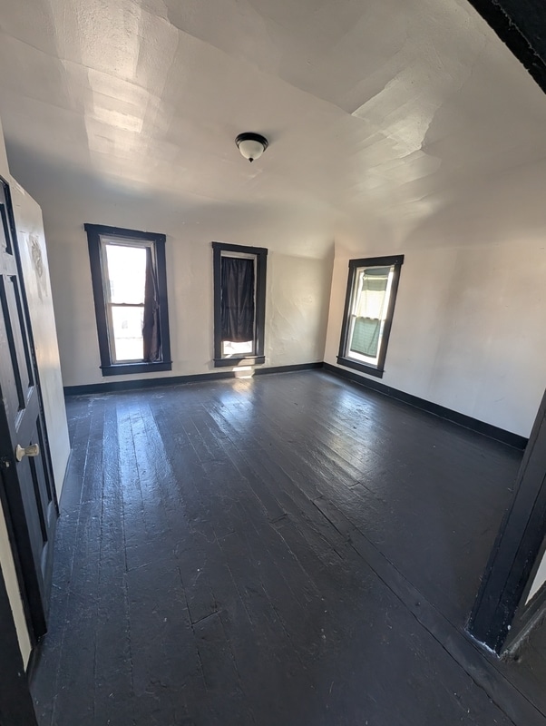 property at 241 Chestnut Ave