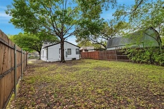 1110 NE 17th St, Unit 2-B-1153 in Grand Prairie, TX - Building Photo - Building Photo