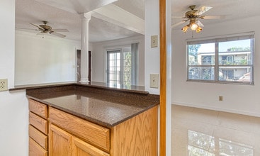 Azalea Gardens in Orlando, FL - Building Photo - Interior Photo