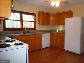 742 Cherry Ave in Pemberton Township, NJ - Building Photo - Building Photo