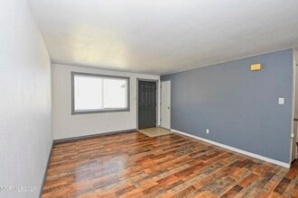 10005 Sagewood Dr in Reno, NV - Building Photo - Building Photo