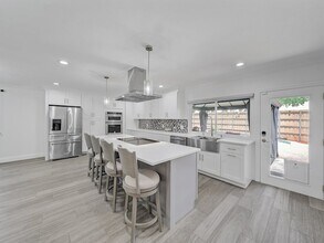 1121 Bass Dr in Plano, TX - Building Photo - Building Photo