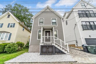 45 Stevens St in Milford, CT - Building Photo - Building Photo