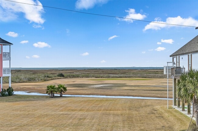 25231 Sausalito Dr in Galveston, TX - Building Photo - Building Photo