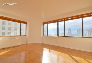 45 E 25th St-Unit -: 27B in New York, NY - Building Photo - Building Photo