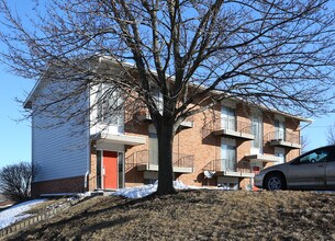 815 Boulder Ave in Des Moines, IA - Foto de edificio - Building Photo