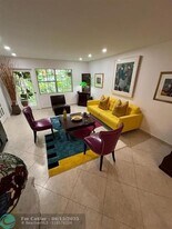 351 NE 19th Pl in Wilton Manors, FL - Building Photo