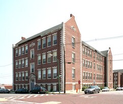 Lakewood Apartments in Baltimore, MD - Building Photo