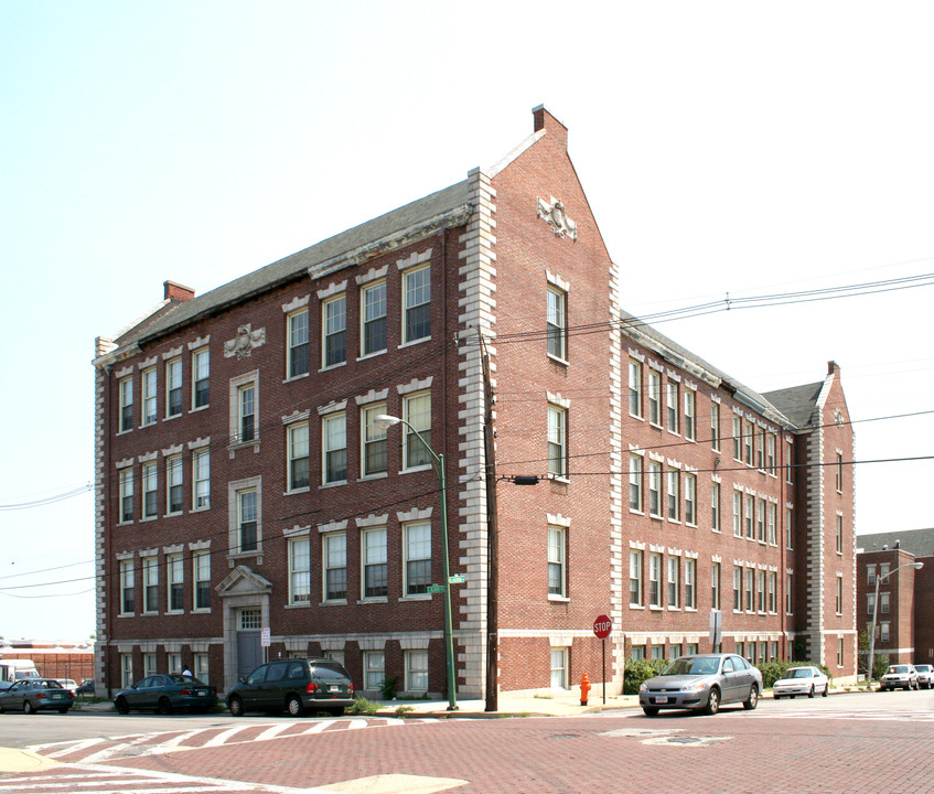 Lakewood Apartments in Baltimore, MD - Foto de edificio