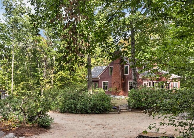 property at 44 Neighbors Row