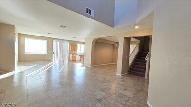 6078 Villa Trieste Ct in Las Vegas, NV - Building Photo - Building Photo