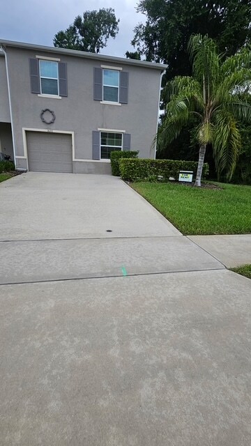 1630 Primo Ct in Holly Hill, FL - Building Photo
