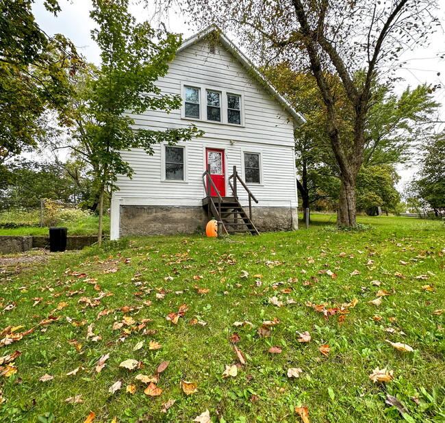 146 Coddington Rd in Ithaca, NY - Building Photo - Building Photo