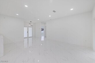 2607 50th St W in Lehigh Acres, FL - Building Photo - Building Photo