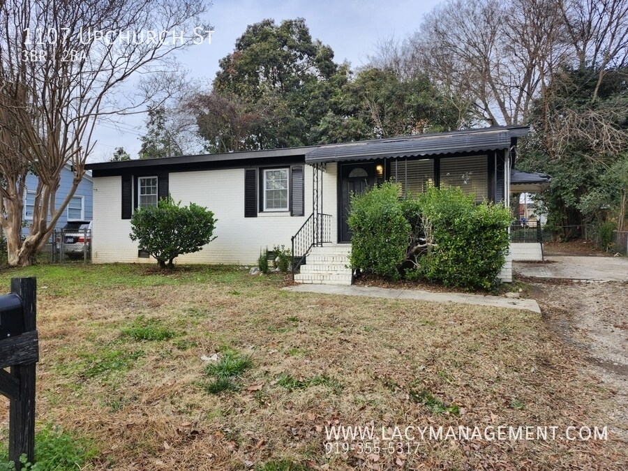 1107 Upchurch St in Raleigh, NC - Building Photo