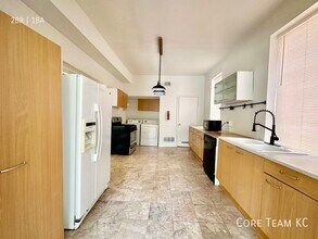 404 W 17 St-Unit -1E in Kansas City, MO - Building Photo - Building Photo