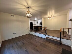 2101 Kenzie Rd in Pittsburgh, PA - Building Photo - Building Photo