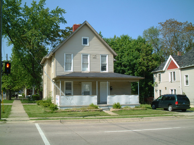 422 Washtenaw Ave in Ypsilanti, MI - Building Photo - Building Photo