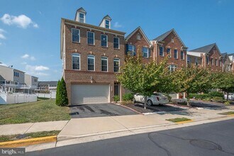 26039 Little Rocky Terrace in Aldie, VA - Building Photo - Building Photo