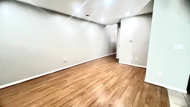 16 Maple St in Vernon, CT - Building Photo - Building Photo