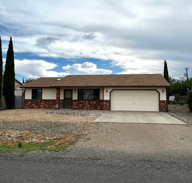 property at 8121 E Barbara Rd