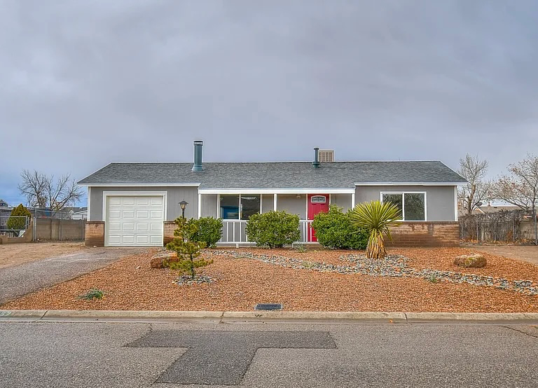 257 Corsica Dr SE in Rio Rancho, NM - Building Photo