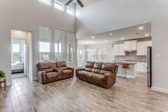 2408 Indian Clover Trl in Leander, TX - Building Photo - Building Photo