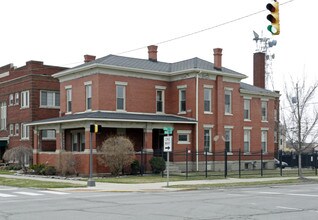 439 E Wayne St in Fort Wayne, IN - Building Photo - Building Photo