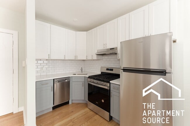 property at 428 W Surf St