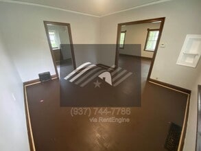 500 W Parkwood Dr in Dayton, OH - Building Photo - Building Photo