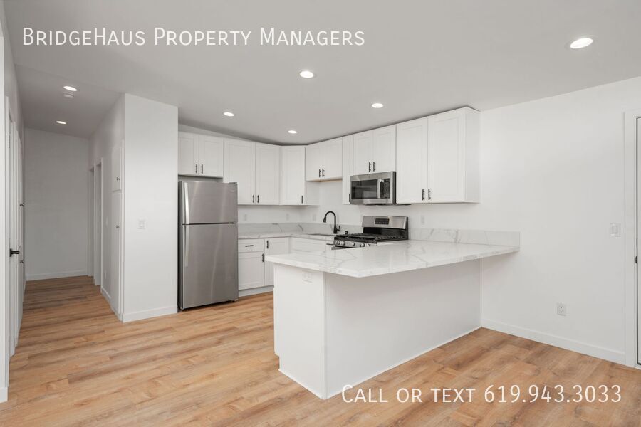 4161 Clairemont Mesa Blvd in San Diego, CA - Building Photo