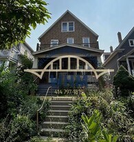 2934 N Bremen St in Milwaukee, WI - Building Photo