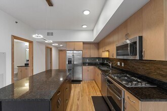 740 Portland Ave in Minneapolis, MN - Foto de edificio - Building Photo