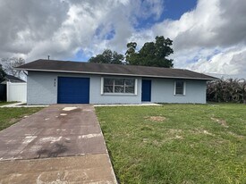 710 NW Airoso Blvd in Port St. Lucie, FL - Building Photo