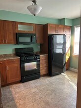 135 W Nyack Rd in Nanuet, NY - Building Photo - Building Photo