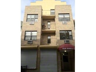 104-29 Roosevelt Ave in Corona, NY - Building Photo - Primary Photo