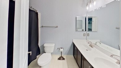 2 Mustang Dr in La Plata, MD - Building Photo - Building Photo