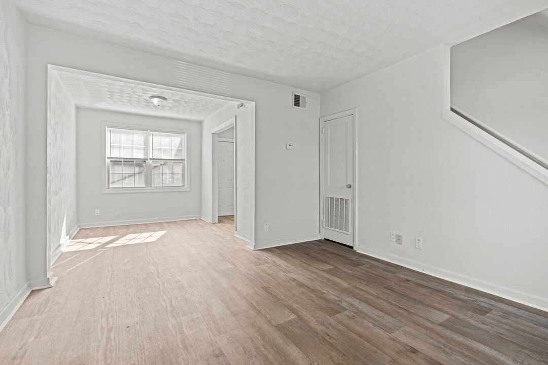 The Grand at New Port in Portsmouth, VA - Foto de edificio