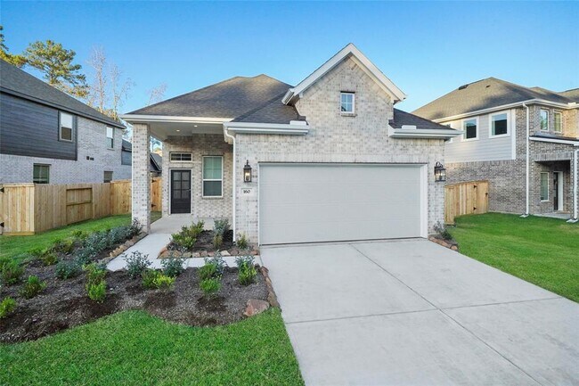 property at 160 Lukewood Cir
