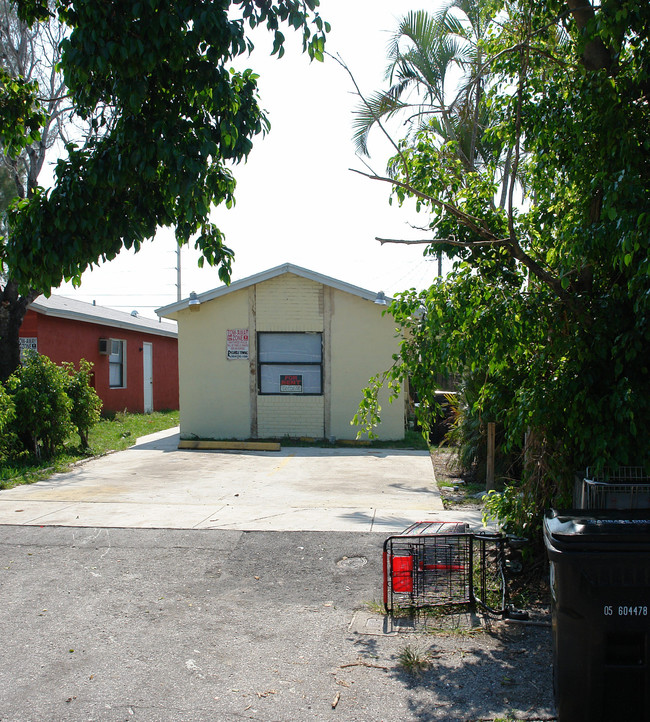 1022-1024 NW 6th Ave in Fort Lauderdale, FL - Building Photo - Building Photo